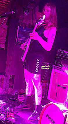 loose gravel,reverend beat-man,lucinda williams,kombynat robotron,mavis taple,jake calypso and his red hot,uncle goober,dorian pimpernel,gurthworm